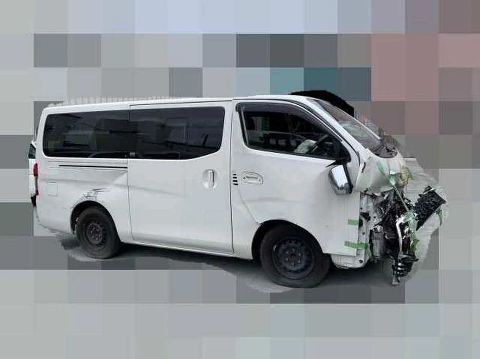 画像1978：H26年　レンジローバー　イヴォーク　事故車