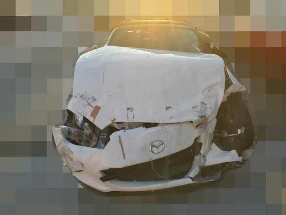 画像2201：H26年　レンジローバー　イヴォーク　事故車
