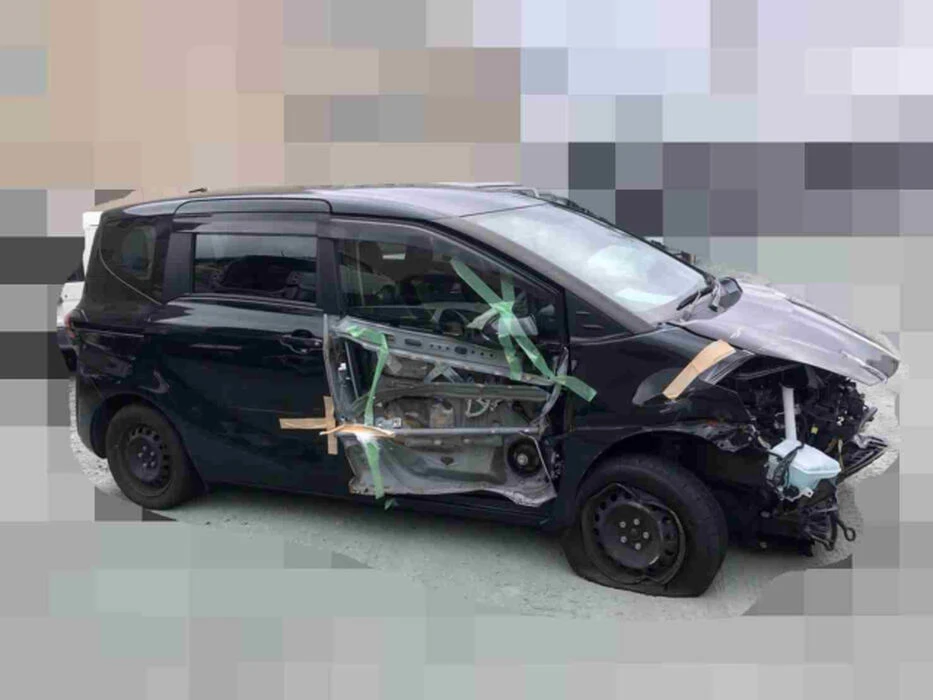 画像2461：H26年　レンジローバー　イヴォーク　事故車