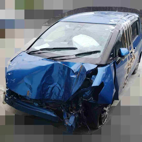 画像2476：H28年式 トヨタ シエンタ 事故車