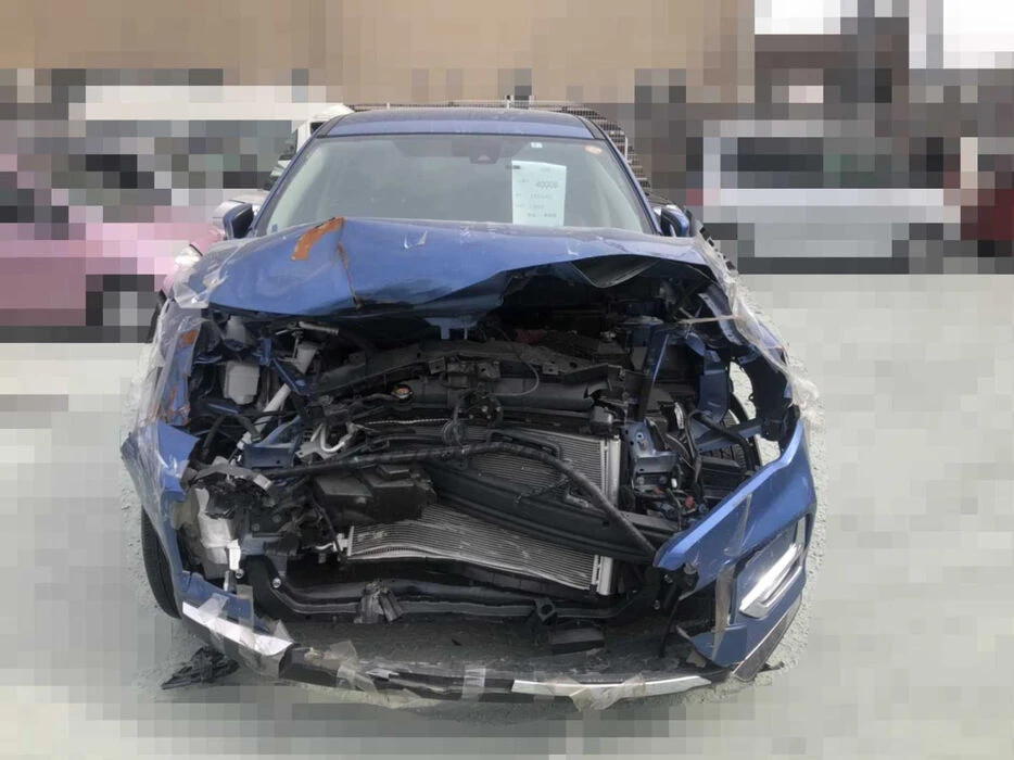 画像2592：H26年　レンジローバー　イヴォーク　事故車