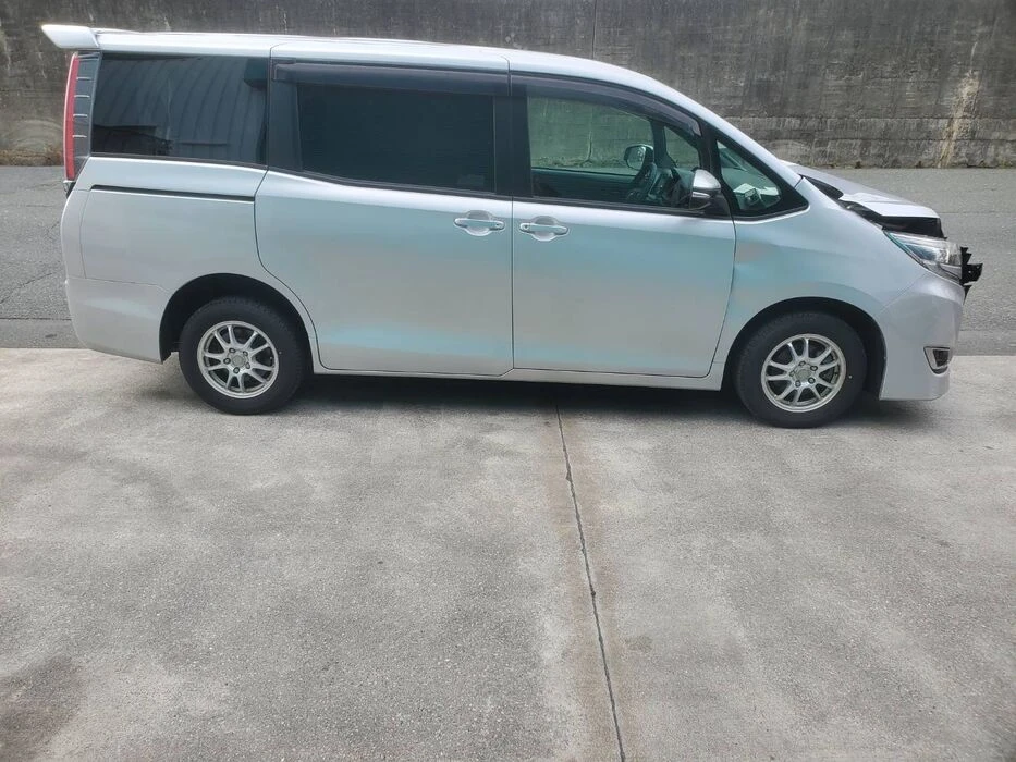 画像4705：H26年　レンジローバー　イヴォーク　事故車
