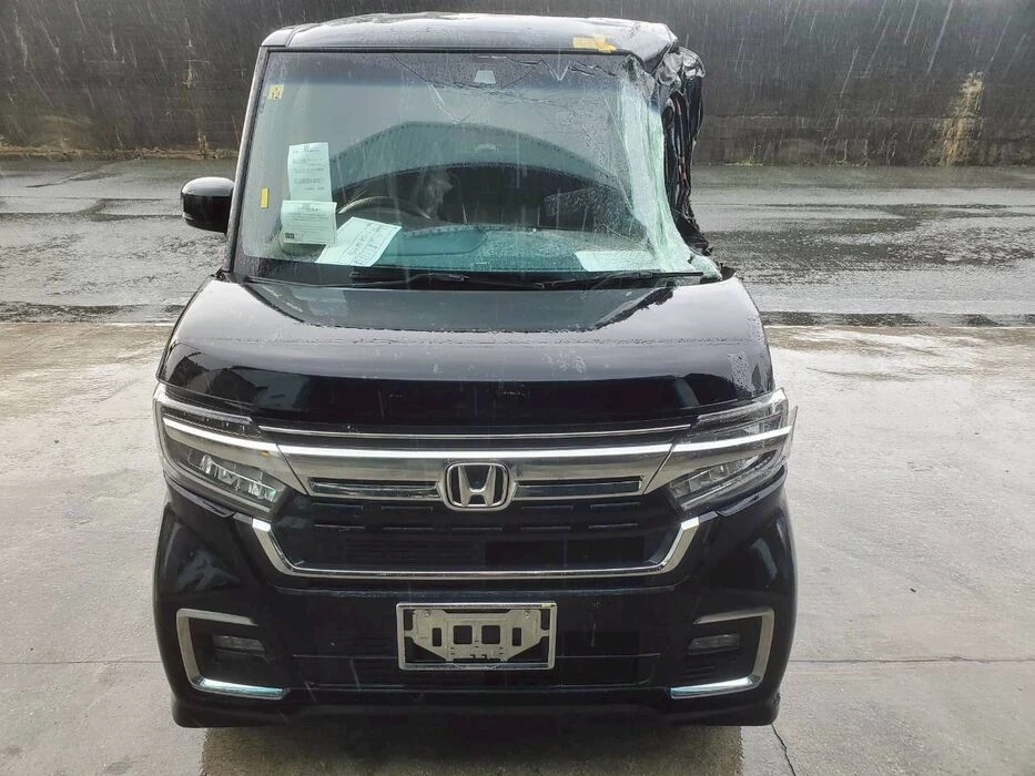 画像4970：H26年　レンジローバー　イヴォーク　事故車