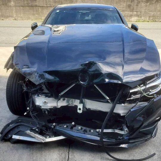画像5462：R04年　BMW　3シリーズ　事故車